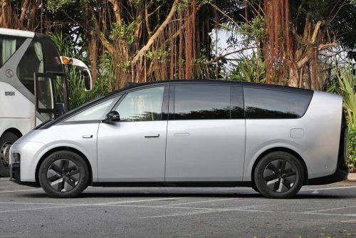 Новый автомобиль Li auto Mega 4wd Ultra